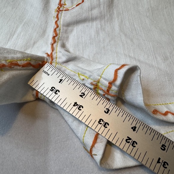 Raw Blue Shorts Womens 9/10 White Denim Embroidery Cross Royalty Wings Retro Y2K - Picture 9 of 9